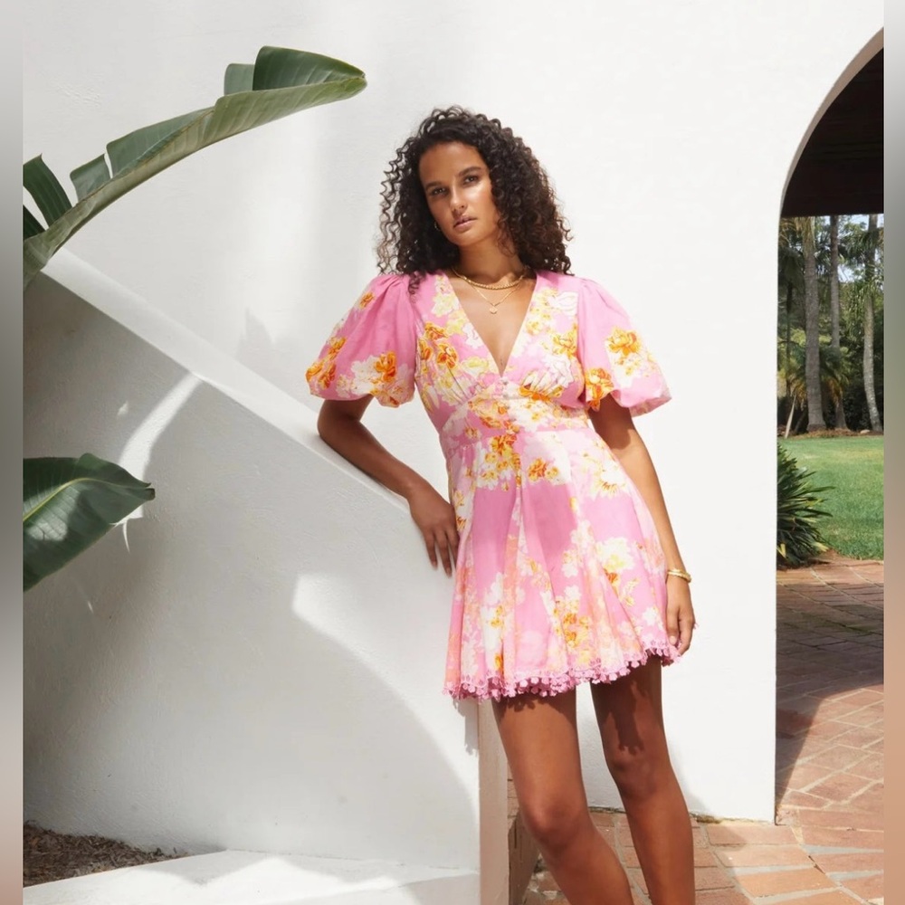 Hemant and Nantida Short Dress🌸💐